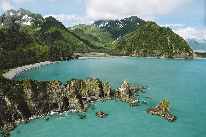 extended-bear-glacier-scenic-flight