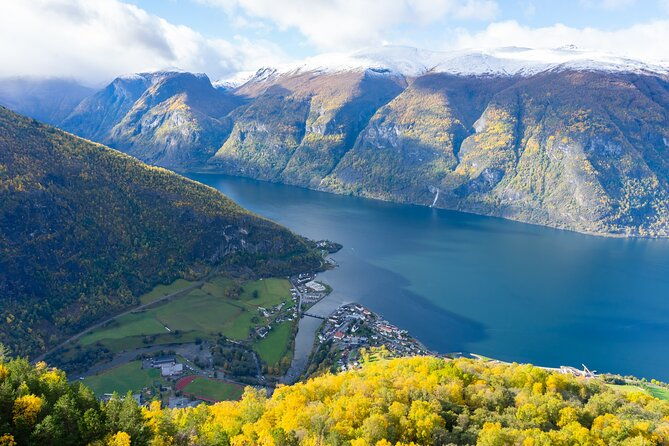 flam-the-spectacular-stegastein-viewpoint-tour-small-group-2