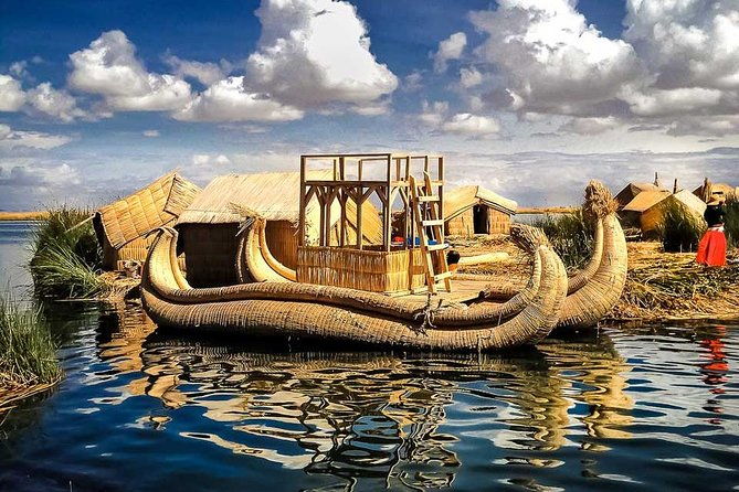 floating-island-of-the-uros