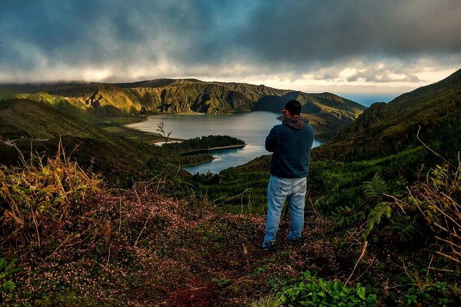 fogo-lake-hiking-tour-full-day