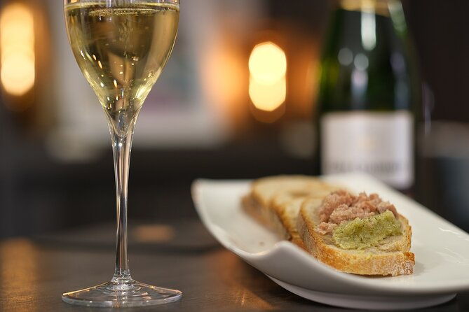 food-champagne-experience-from-epernay-private-tour