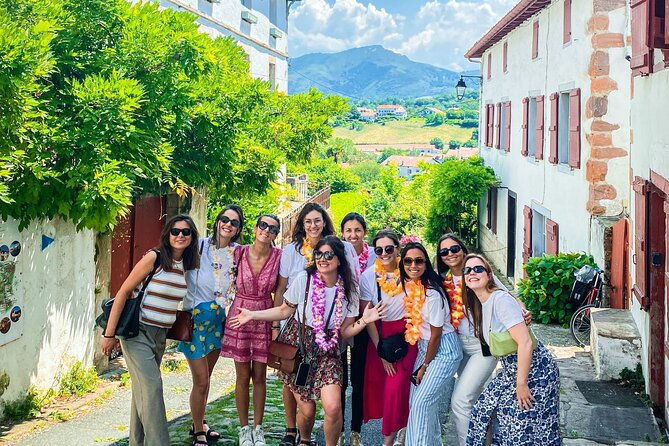 french-basque-country-private-day-tour-in-an-vw-combi