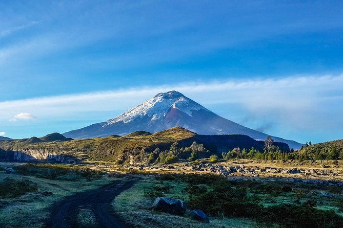 from-the-andes-to-the-amazon-3d-2n-quilotoa-banos-pastaza-river-cotopaxi