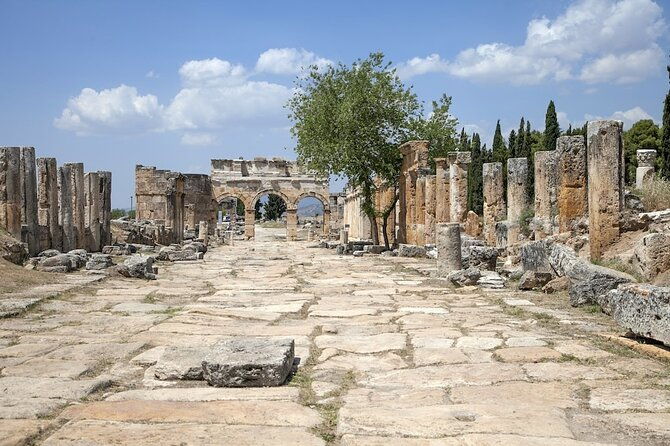full-day-guided-tour-in-pamukkale-and-salda-lake