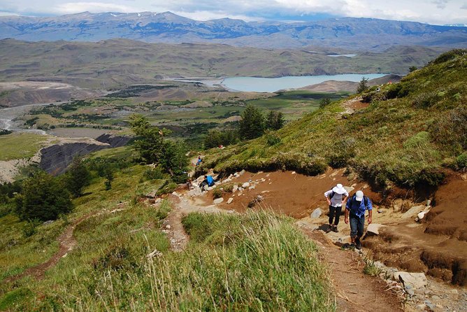 full-day-hiking-base-las-torres-torres-del-paine-national-park