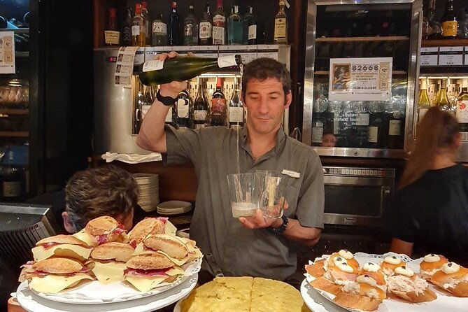 full-day-private-bilbao-tour-guggenheim-museum-full-pintxo-lunch-included