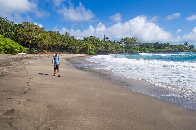 full-day-private-maui-waterfall-beach-hana-tour