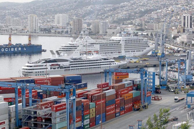 full-day-vina-del-mar-and-valparaiso-experience
