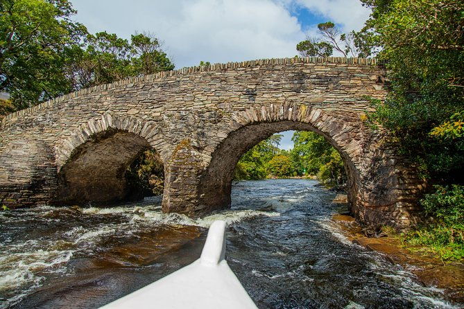 gap-of-dunloe-tour-boat-bus