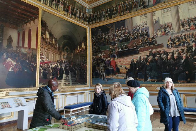 giverny-and-versailles-full-day-private-guided-tour-with-hotel-pickup