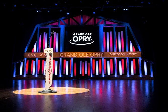 grand-ole-opry-vip-experience-admission-with-lounge-access-and-artist-visit