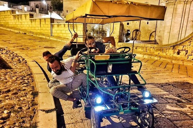 grand-tour-of-the-stones-in-electric-rickshaw