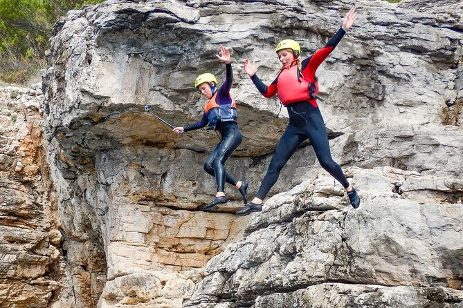 guided-coasteering-adventure-in-pula-3