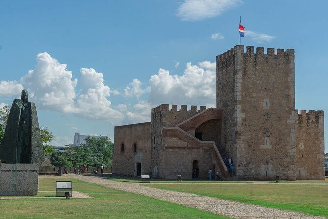 guided-tour-in-the-colonial-zone-of-santo-domingo