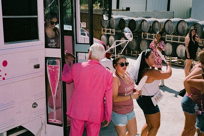 half-day-winery-tour-in-fredericksburg-2