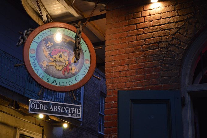 haunted-pub-crawl-in-new-orleans