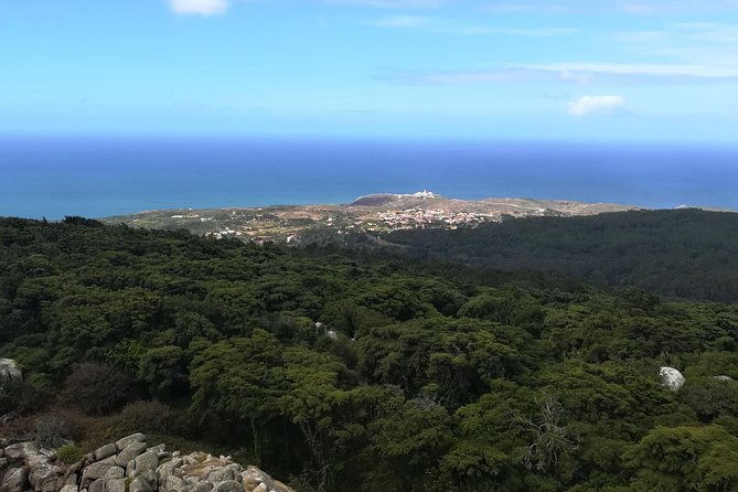hiking-in-sintra-cascais-natural-park-2