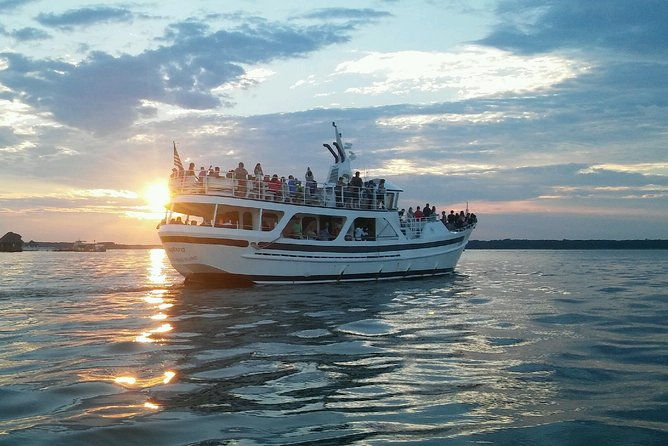hilton-head-sunset-dolphin-watching-cruise