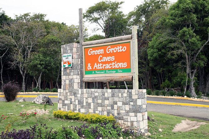 horseback-ride-n-swim-and-green-grotto-adventure-tour-from-falmouth