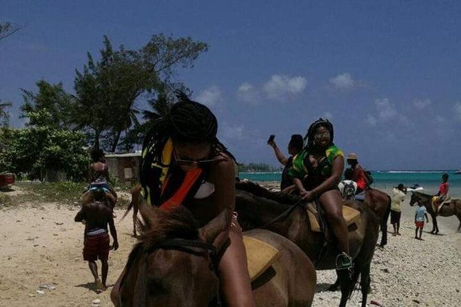 horseback-riding-swim-in-the-ocean-bluehole-falls-ocho-rios