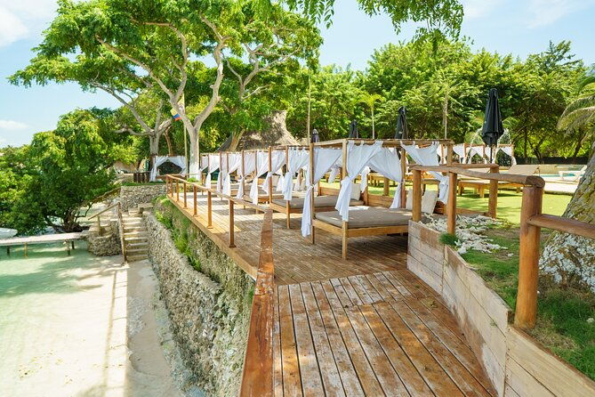 ibbiza-island-beach-club-in-islas-del-rosario