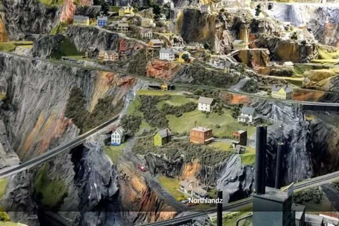 indoor-admission-ticket-northlandz