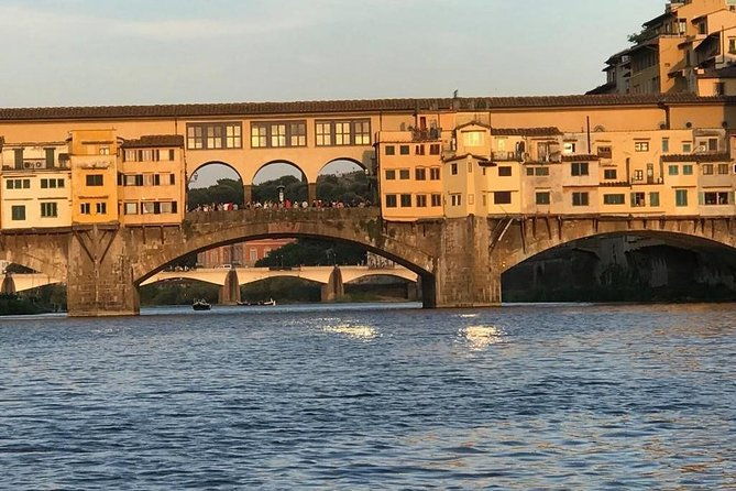 introduction-to-florence-walk-and-boat-with-aperitif