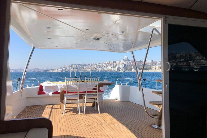 istanbul-private-yacht-tour-2-hours