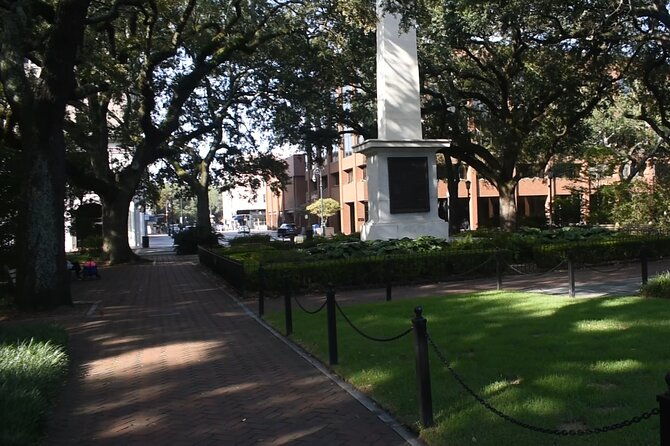 johnson-square-to-independent-presbyterian-a-self-guided-audio-tour-of-savannah