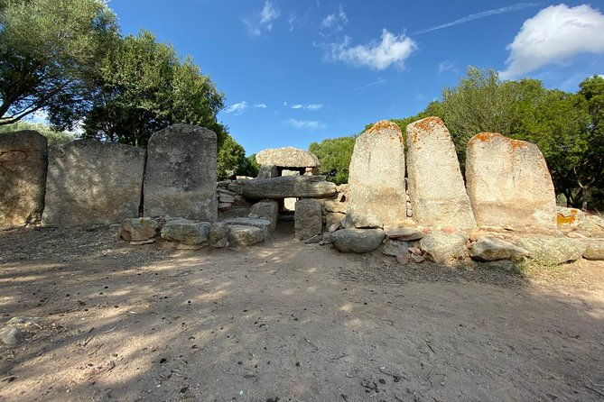 journey-by-tuk-tuk-discover-the-ancient-treasures-of-sardinia