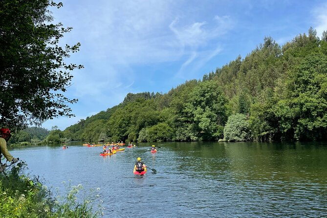 kayak-tour-i-descent-of-the-river-lima-in-kayak