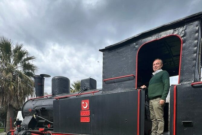 kusadasi-day-trips-magnesia-train-museum-turkish-bath-private