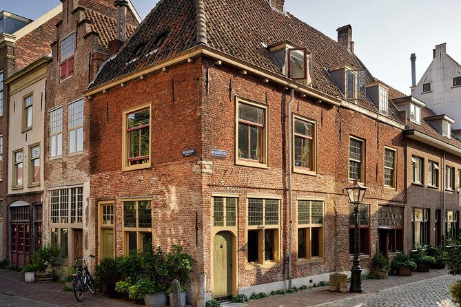 leiden-city-tour-with-live-guide-in-netherlands-2