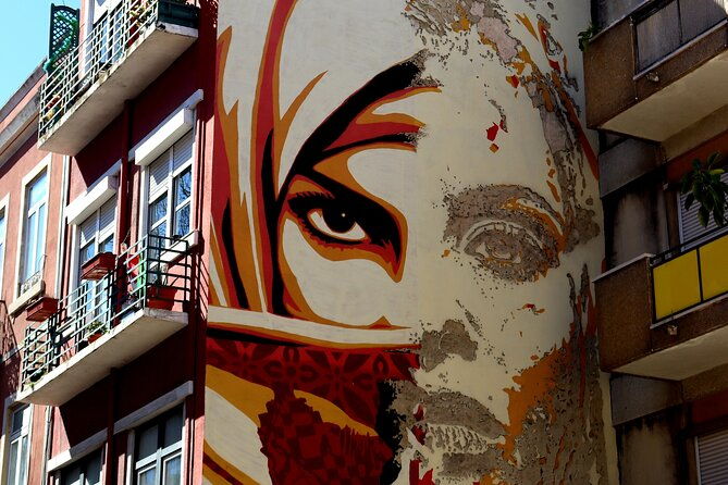 lisbon-street-art-and-lookout-point-tour-2