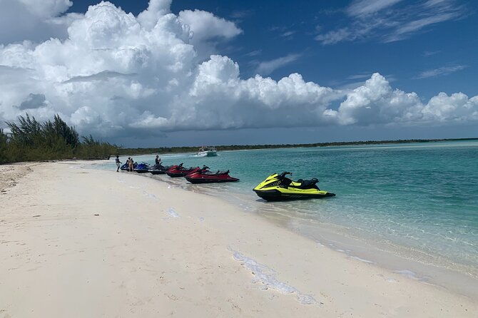 lunch-seafari-to-pristine-cays-shipwreck-and-lunch-at-tiki-bar