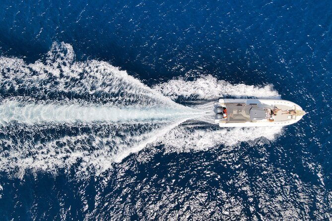 luxury-boat-private-tour-to-favignana-e-levanzo-in-sicily