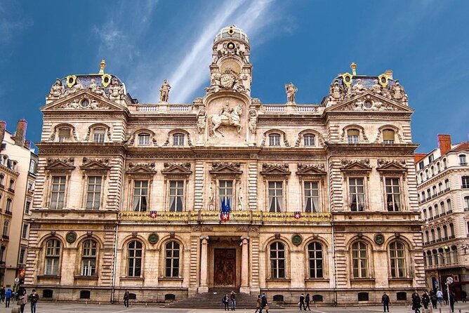 lyon-scavenger-hunt-and-sights-self-guided-tour
