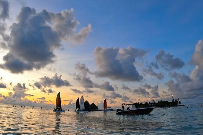 magical-sunrise-on-private-pontoon-at-the-natural-aquarium