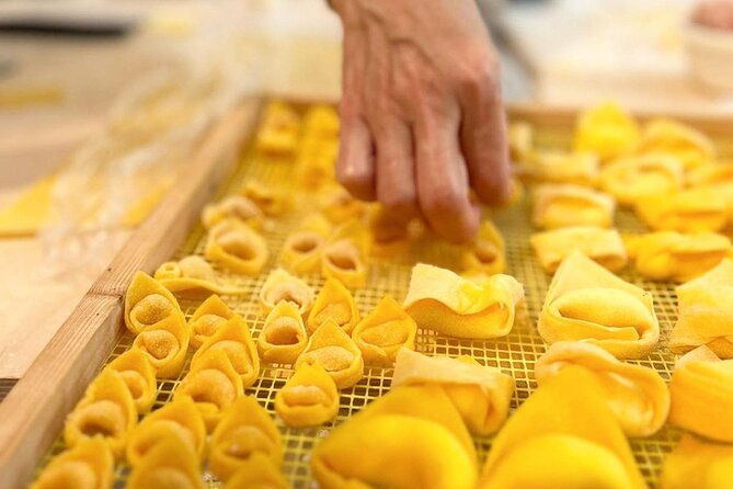 make-pasta-with-merve-tastetour-original-balsamic-vinegar