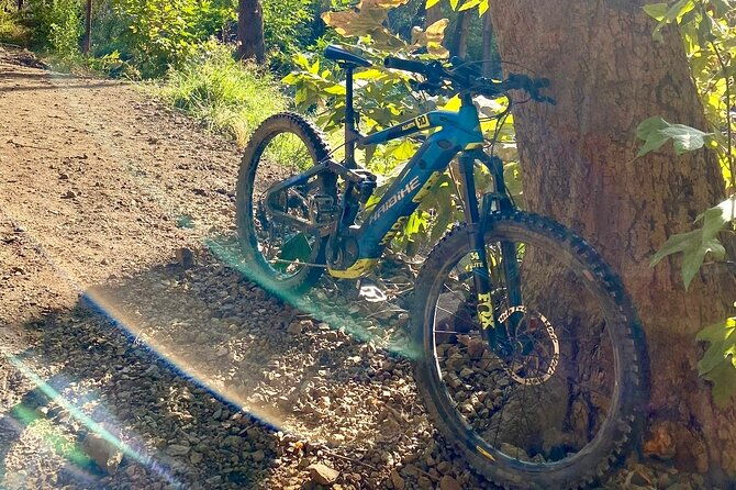 malibu-waterfall-electric-mtb-hiking-adventure-tour-beginner