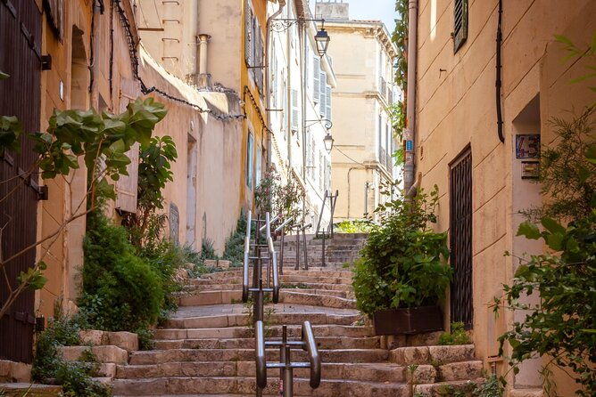 marseille-scavenger-hunt-and-sights-self-guided-tour
