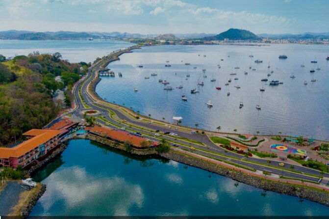miraflores-locks-and-biomuseo-private-tour