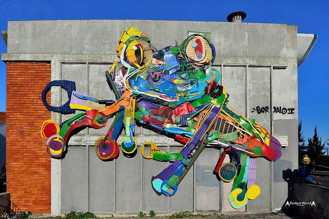 mon-ami-maravilha-lisbon-street-art-private-tuk-tuk-tour