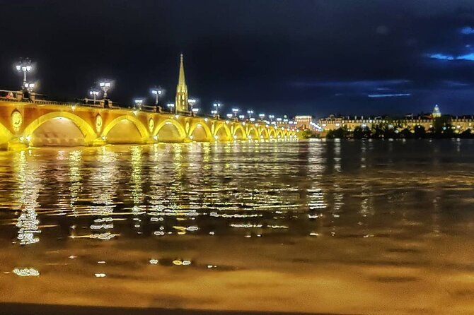 moonlit-bordeaux-night-walk-secrets-with-wine-cheese-finale