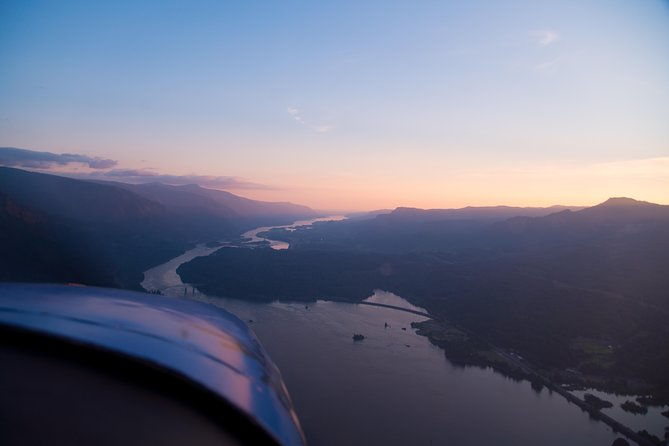 multnomah-falls-portland-premium-air-tour-by-envi-adventures