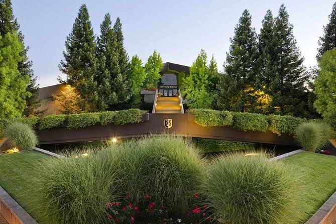 napa-sonoma-8hr-private-wine-tour-custom-concierge-xl-suv-2