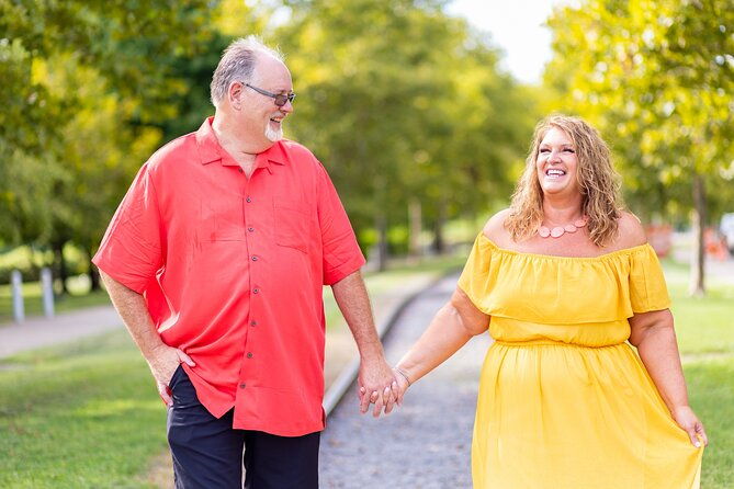 nashville-private-couples-photoshoot-on-the-riverfront