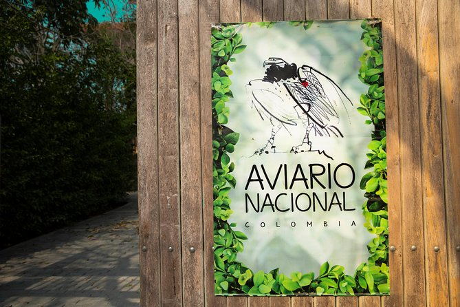 national-aviary-including-playa-blanca-shared-tour