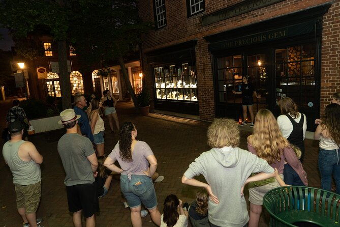 new-york-ghosts-boos-and-booze-haunted-pub-crawl
