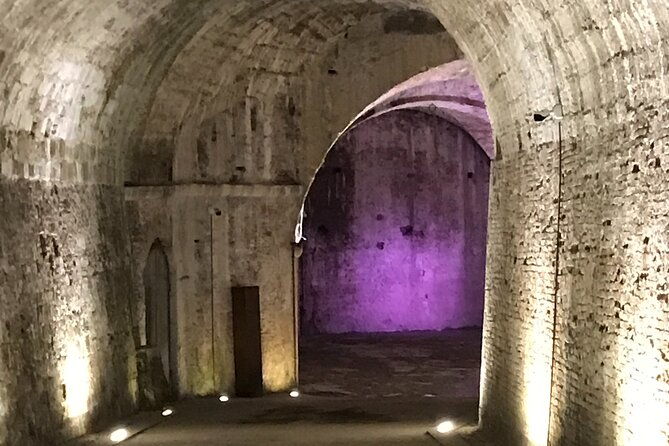night-walking-tour-in-lucca